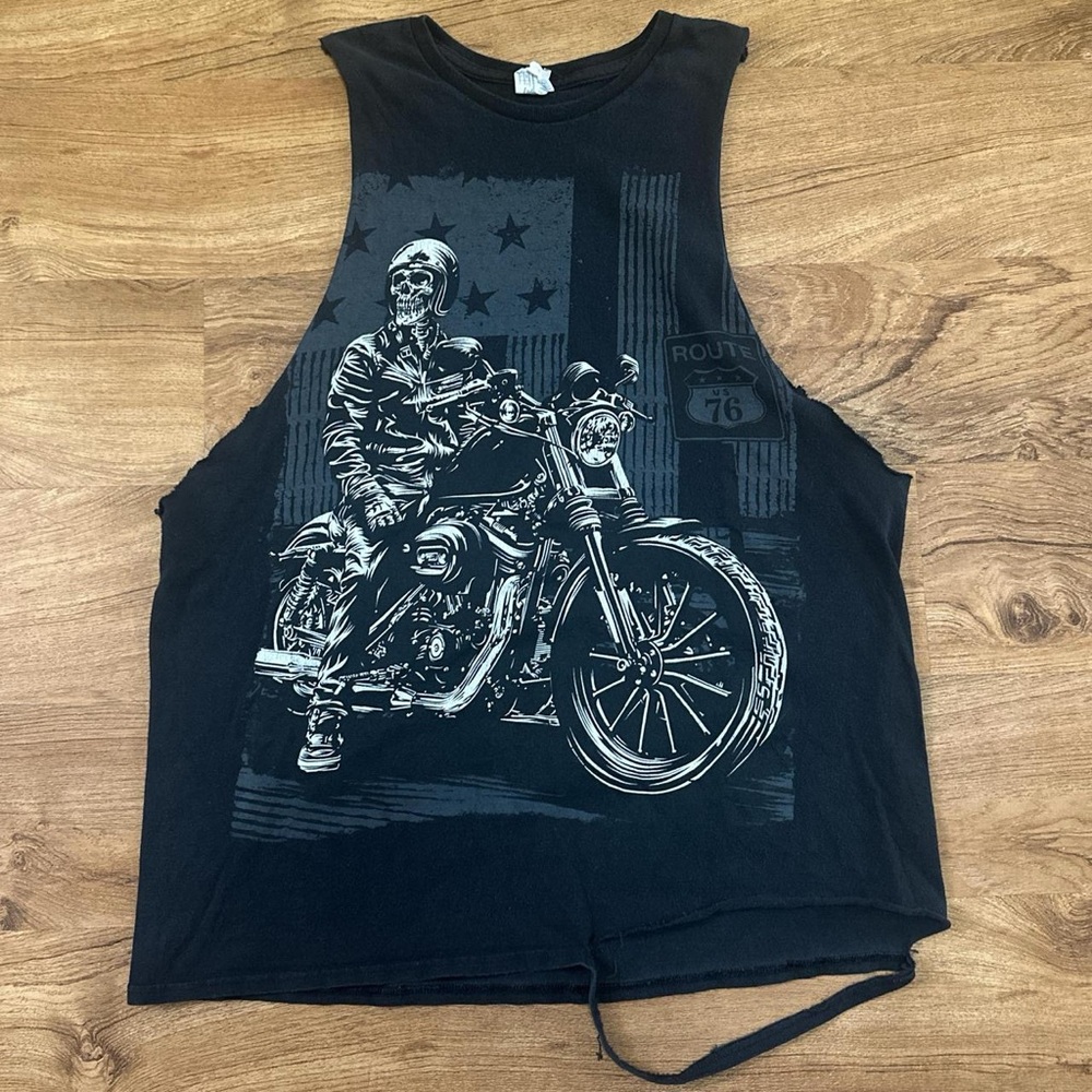 Delta Black Graphic Tank Top